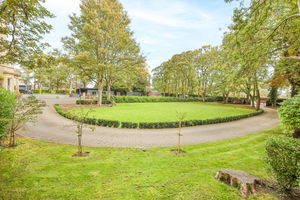 Photo 22- click for photo gallery